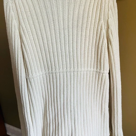 Express woman’s knitted , tassel sweater, size medium - Picture 6 of 6